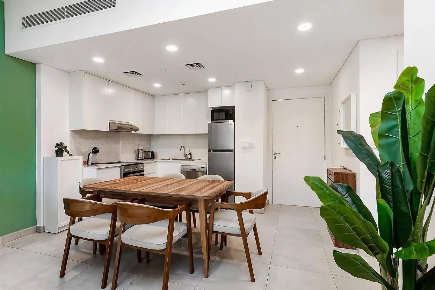 Asayel Apartments Dubaj